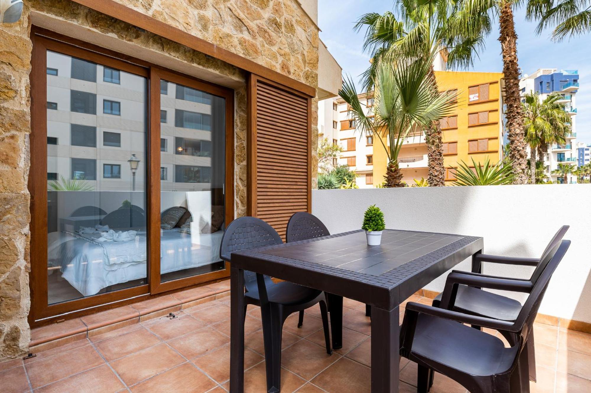 Tornado Apartamento Sunrise ตอร์เรเวียคา ภายนอก รูปภาพ